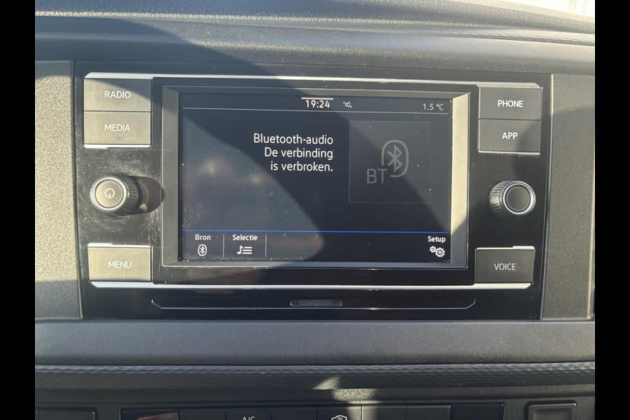 Volkswagen Transporter 2.0 TDI L2H1*A/C*CRUISE*CAM*HAAK*CARPLAY*3PERS*