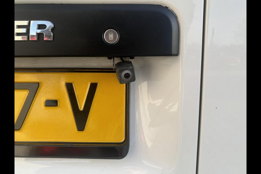 Volkswagen Transporter 2.0 TDI L2H1*A/C*CRUISE*CAM*HAAK*CARPLAY*3PERS*