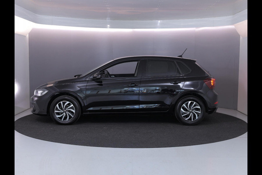 Volkswagen Polo 1.0 TSI Life 95 pk | Verlengde garantie | Navigatie via App | Parkeersensoren | Adaptieve cruise control | LED koplampen |