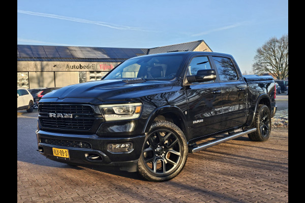 Dodge Ram 1500 5.7 V8 4x4 Crew Cab Laramie | Pano | Trekhaak | Leder | Alpine | Keyless | Camera | Sidesteps | Navi | 12" scherm | Klep uitlaat |