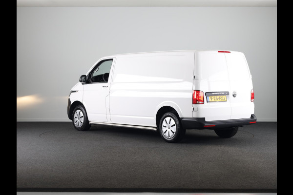 Volkswagen Transporter 2.0 TDI L2H1 28 Comfortline 110 pk | Verlengde garantie | Navigatie via App | Parkeersensoren achter | Cruise control |