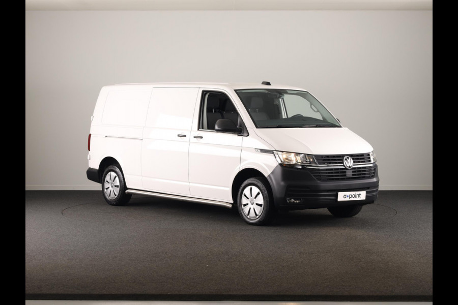 Volkswagen Transporter 2.0 TDI L2H1 28 Comfortline 110 pk | Verlengde garantie | Navigatie via App | Parkeersensoren achter | Cruise control |