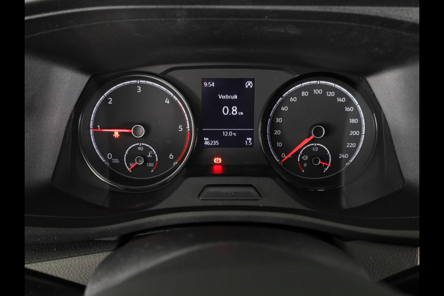 Volkswagen Transporter 2.0 TDI L2H1 28 Comfortline 110 pk | Verlengde garantie | Navigatie via App | Parkeersensoren achter | Cruise control |