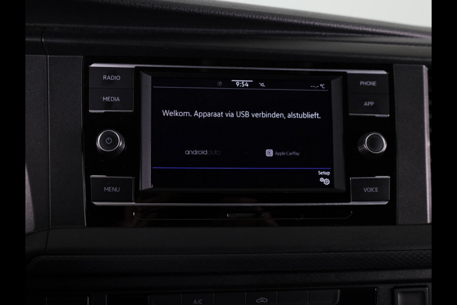 Volkswagen Transporter 2.0 TDI L2H1 28 Comfortline 110 pk | Verlengde garantie | Navigatie via App | Parkeersensoren achter | Cruise control |