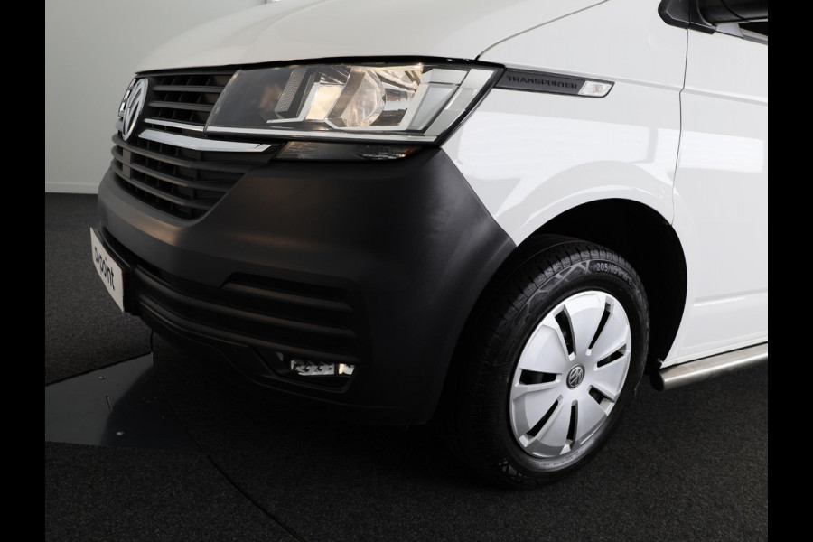 Volkswagen Transporter 2.0 TDI L2H1 28 Comfortline 110 pk | Verlengde garantie | Navigatie via App | Parkeersensoren achter | Cruise control |