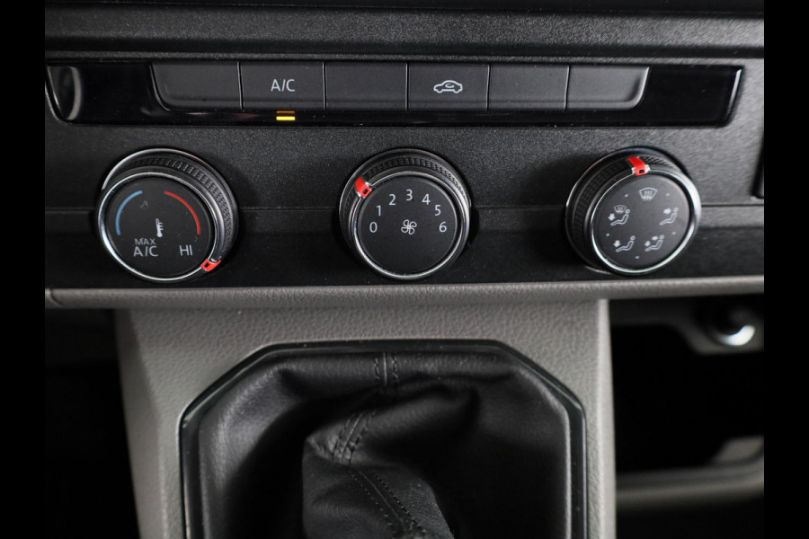 Volkswagen Transporter 2.0 TDI L2H1 28 Comfortline 110 pk | Verlengde garantie | Navigatie via App | Parkeersensoren achter | Cruise control |