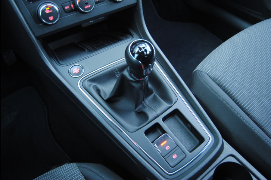 Seat Leon ST 1.0 TSI Style Ult.Ed | Apple Carplay | DAB | Stoelverwarming|