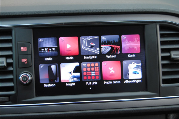 Seat Leon ST 1.0 TSI Style Ult.Ed | Apple Carplay | DAB | Stoelverwarming|