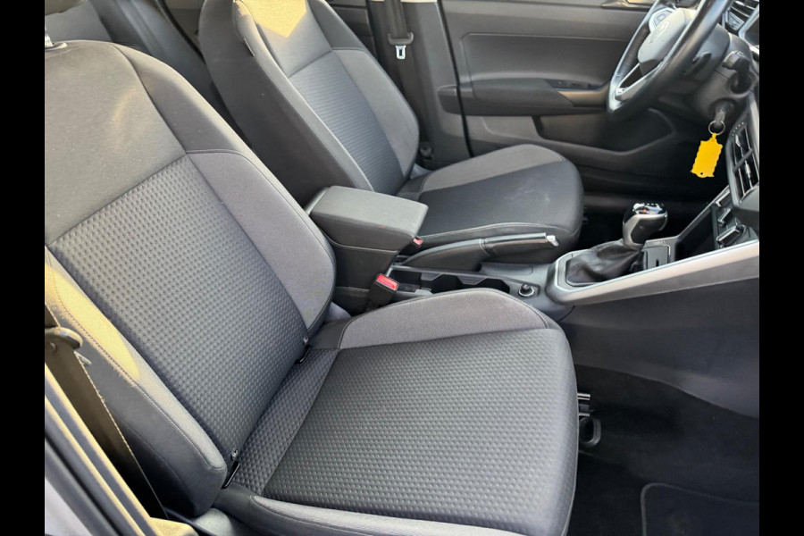 Volkswagen Taigo 1.0 TSI Life Business DSG Virtual Led APPLE CARPLAY