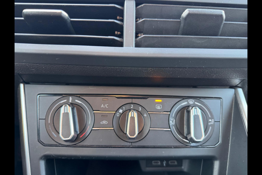 Volkswagen Taigo 1.0 TSI Life Business DSG Virtual Led APPLE CARPLAY