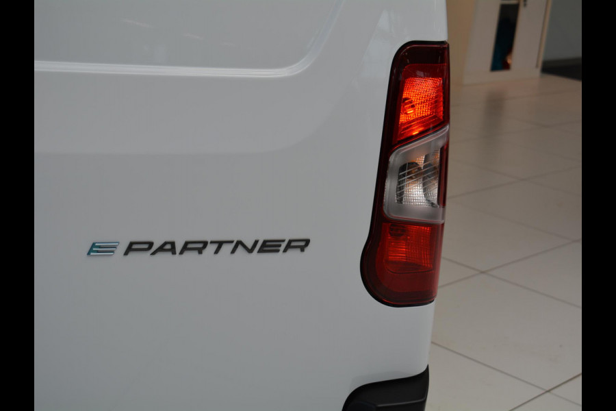 Peugeot e-Partner L1 50 kWh | 8 Jaar Garantie | warmtepomp | laadruimtebetimmering | Comfort stoel | Apple Carplay | camera | ECO LED koplampen | rijklaarprijs