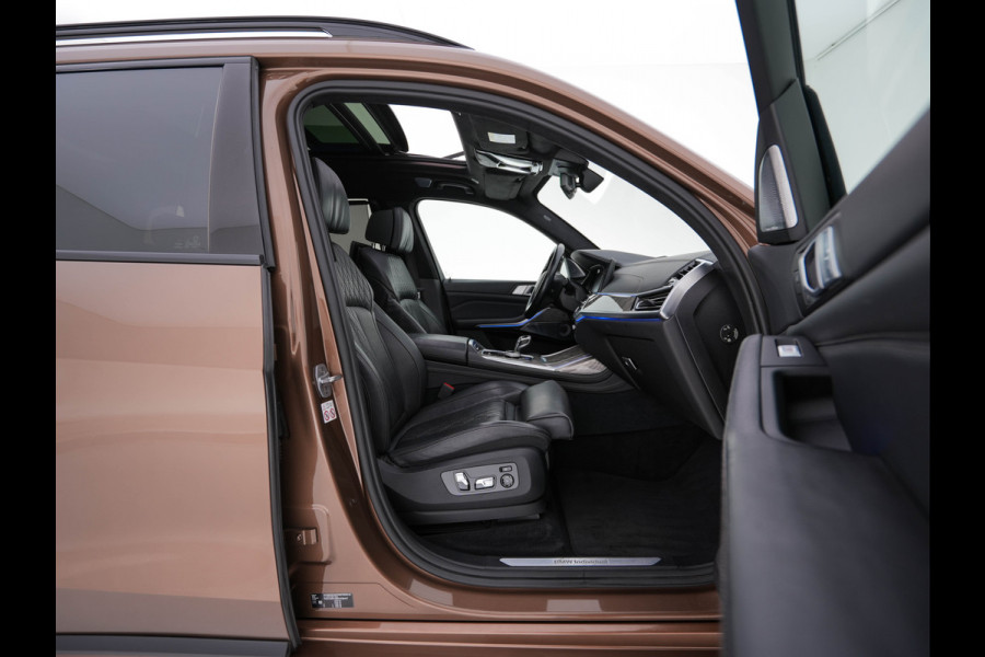 BMW X7 xDrive30d High Executive [ 7-Pers. ] Aut. *PANO | LEATHER | LASER-LED | HEAD-UP | SOFTCLOSE | BOWERS&WILKINS | BLINDSPOT | DIGI-COCKPIT | MEMORY-PACK | TOPVIEW | PRIVACY-GLASS | NAVI-FULLMAP | TOWBAR | 22''ALU*