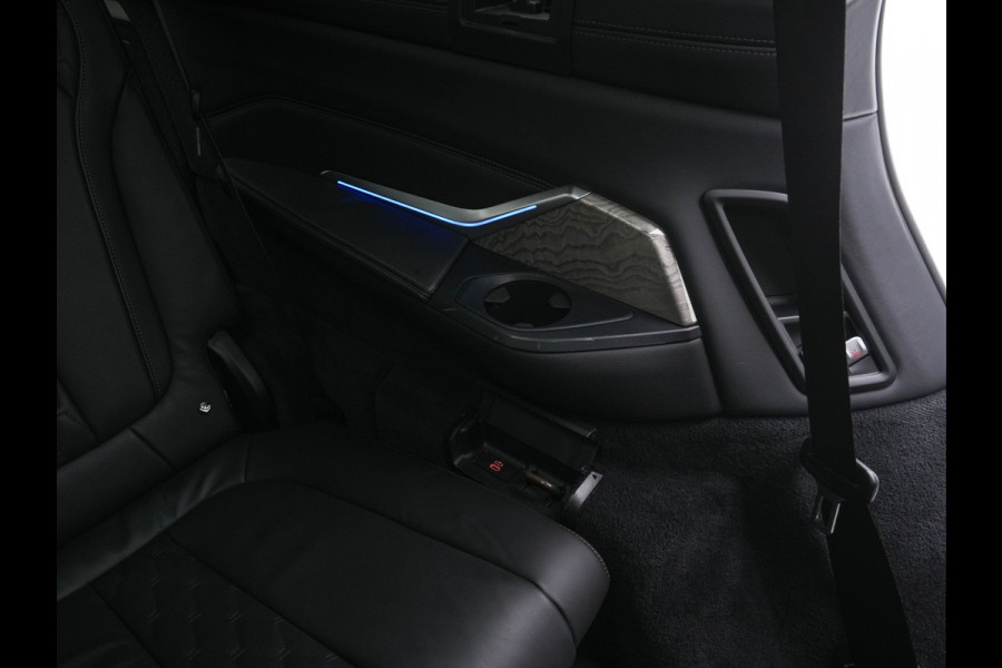 BMW X7 xDrive30d High Executive [ 7-Pers. ] Aut. *PANO | LEATHER | LASER-LED | HEAD-UP | SOFTCLOSE | BOWERS&WILKINS | BLINDSPOT | DIGI-COCKPIT | MEMORY-PACK | TOPVIEW | PRIVACY-GLASS | NAVI-FULLMAP | TOWBAR | 22''ALU*