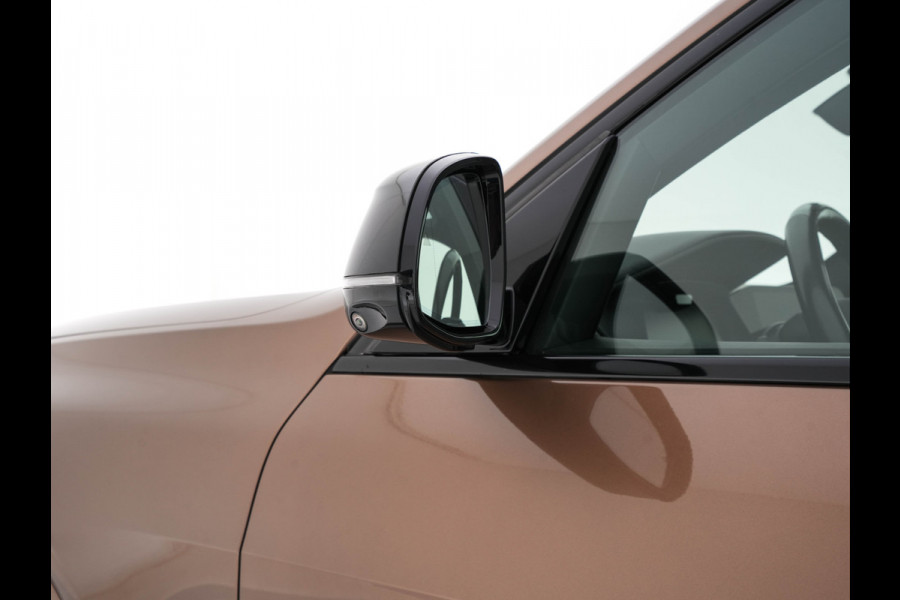 BMW X7 xDrive30d High Executive [ 7-Pers. ] Aut. *PANO | LEATHER | LASER-LED | HEAD-UP | SOFTCLOSE | BOWERS&WILKINS | BLINDSPOT | DIGI-COCKPIT | MEMORY-PACK | TOPVIEW | PRIVACY-GLASS | NAVI-FULLMAP | TOWBAR | 22''ALU*