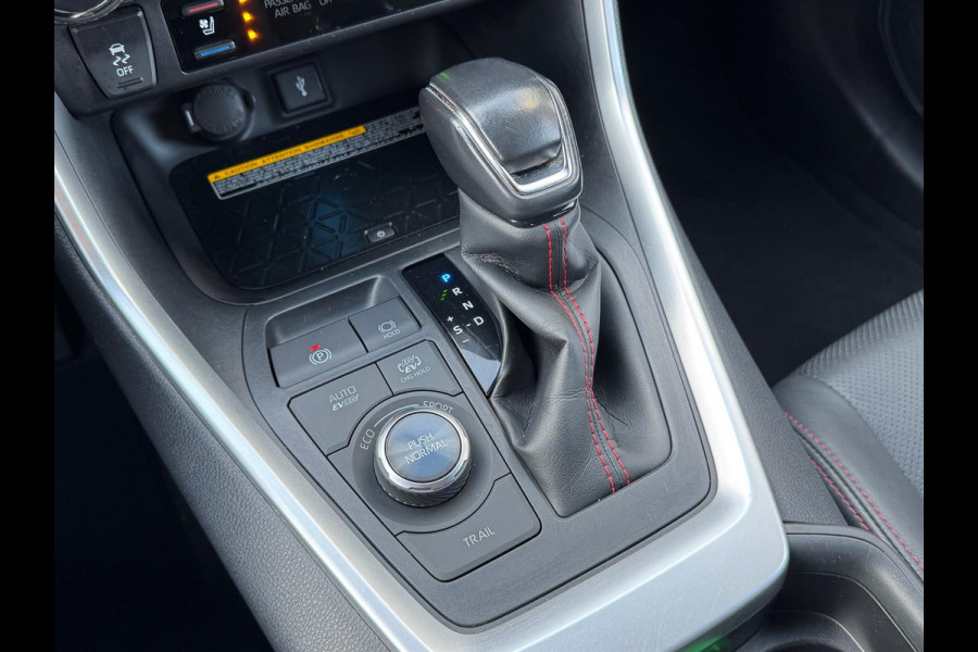 Toyota RAV4 2.5 Plug-in Hybrid AWD Bi-Tone Plus| Trekhaak, JBL, Leer, Stoelventilatie, 360 Camera, Geheugenfunctie, Head up display, 4X4, Ze