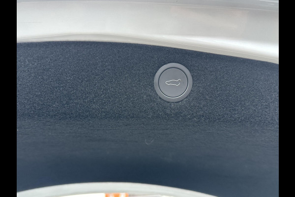 Tesla Model 3 Premium Long Range AWD 78 kWh | STOELVERWARMING VOOR/ACHTER | STUURVERWARMING | FABRIEKS GARANTIE T/M 20-06-2028 OF 80k KM | ELKT. ACHTERKLEP | ELKT. STOELEN |