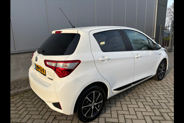 Toyota Yaris 1.5 Hybrid Aspiration / Automaat / Camera