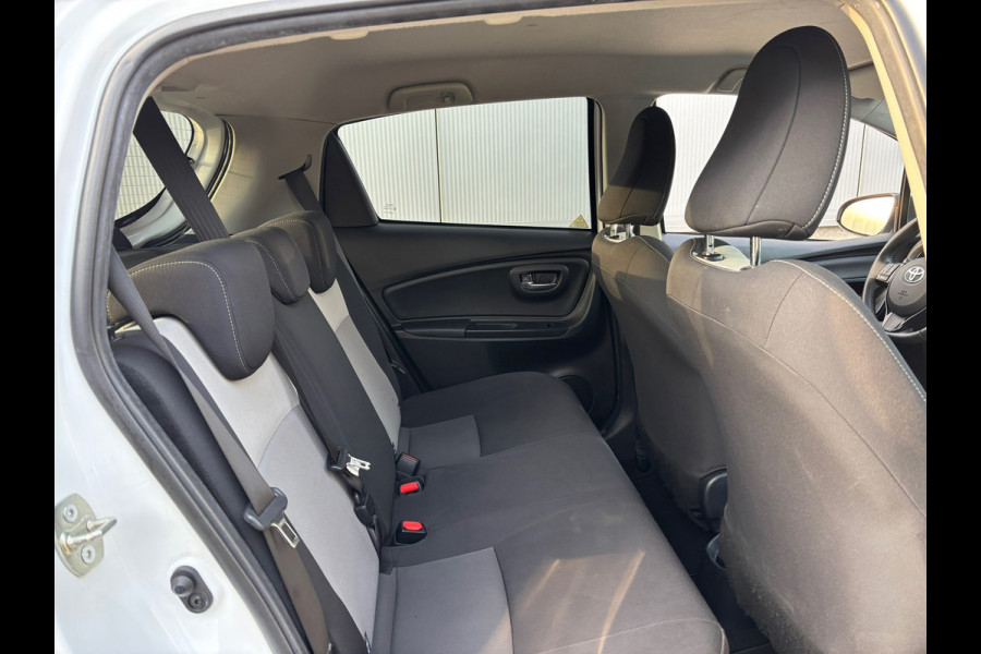 Toyota Yaris 1.5 Hybrid Aspiration / Automaat / Camera