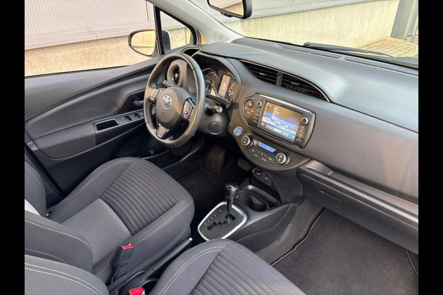 Toyota Yaris 1.5 Hybrid Aspiration / Automaat / Camera