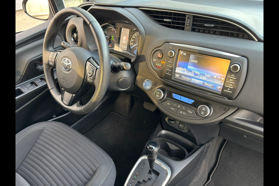 Toyota Yaris 1.5 Hybrid Aspiration / Automaat / Camera