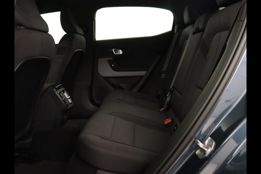 Polestar 2 Long Range Single Motor 78 kWh | Stoelverwarming | Keyless | Full LED | Carplay | Navigatie | 19'' | Elektrische stoelen | Climate control