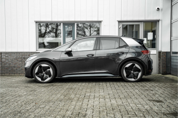 Volkswagen ID.3 First Max | SOH 91% | ACC | Lederen bekleding massage | HUD | Pano dak | Apple Car | Trekhaak VW |