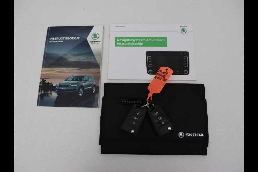 Škoda Karoq 1.0 TSI Style | Camera | Carplay | Navigatie | Full LED | Climate control | Parkeerhulp | Cruise control | Bluetooth
