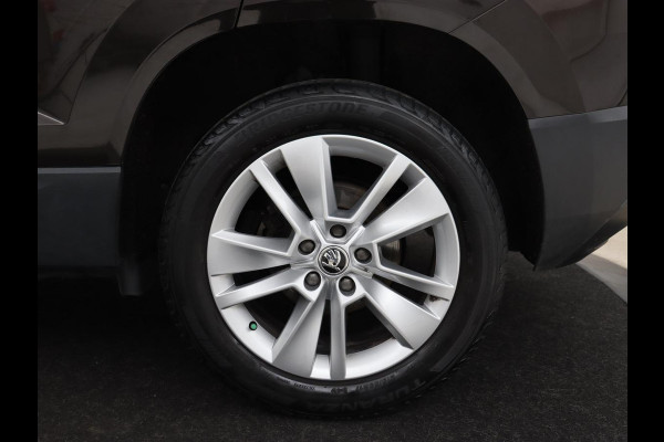 Škoda Karoq 1.0 TSI Style | Camera | Carplay | Navigatie | Full LED | Climate control | Parkeerhulp | Cruise control | Bluetooth