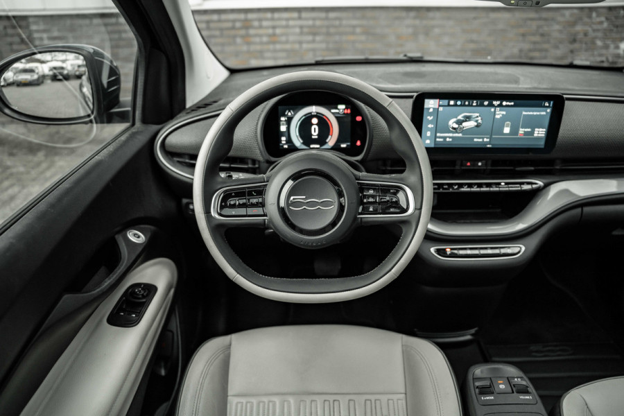 Fiat 500 La Prima 42 kWh | Pano | Leder | Full Led | Camera | ACC