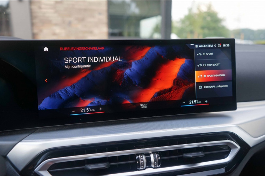 BMW 3 Serie Touring 330e xDrive M-Sport Individual