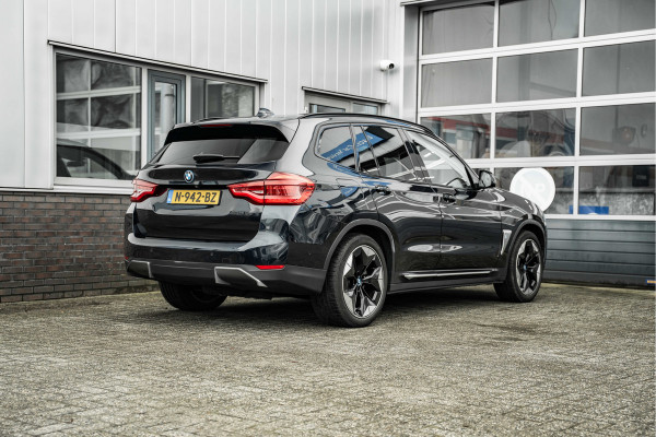BMW iX3 Executive 80 kWh | Leder | Pano | AppleCarplay | Camera