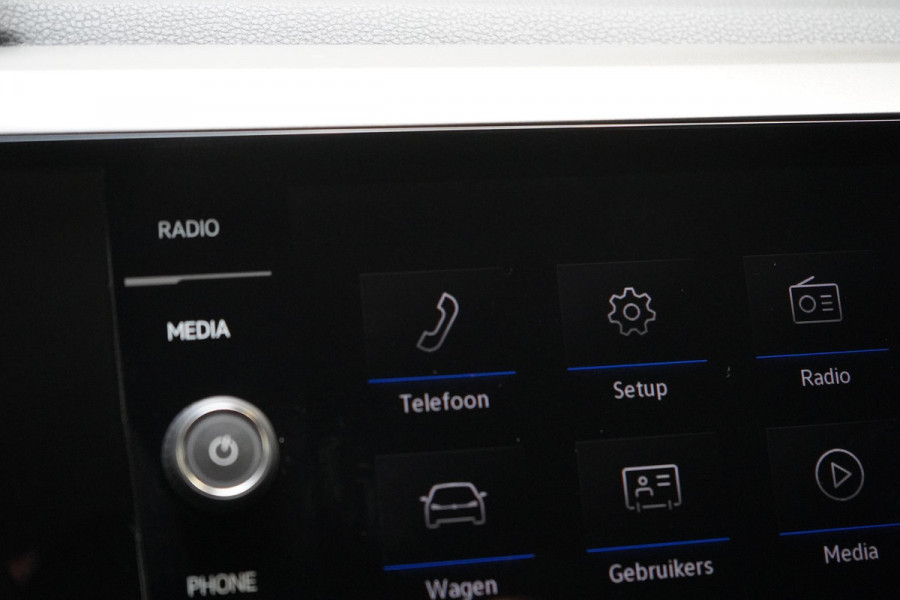 Volkswagen Polo 1.0 TSi 95pk Comfortline 5-drs | Stoelverwarming | Climate control | Adaptive cruise | Apple Carplay