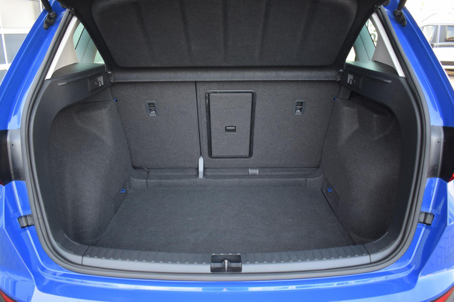 Seat Ateca 1.0 EcoTSI Style Business Intense | Trekhaak | Apple CarPlay | Camera | Climate