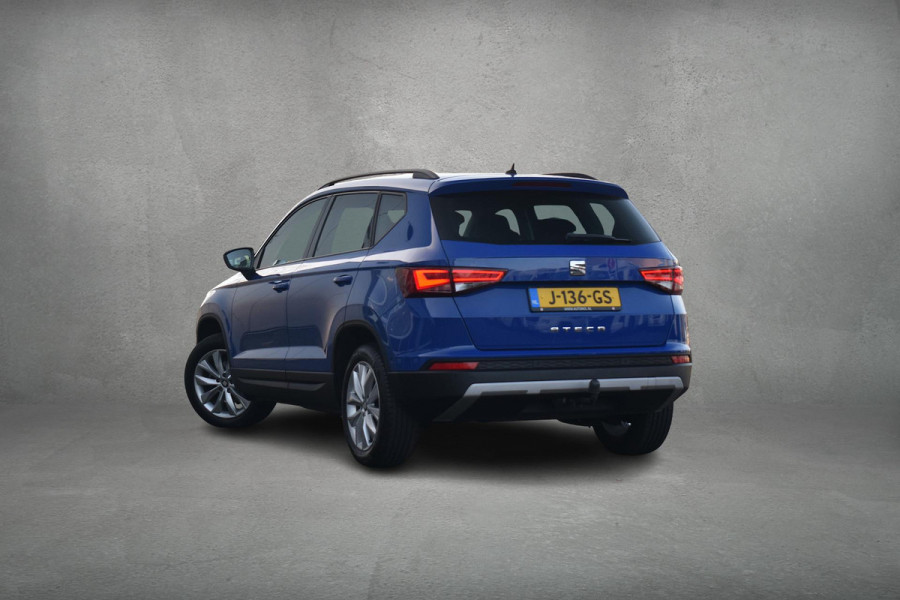 Seat Ateca 1.0 EcoTSI Style Business Intense | Trekhaak | Apple CarPlay | Camera | Climate
