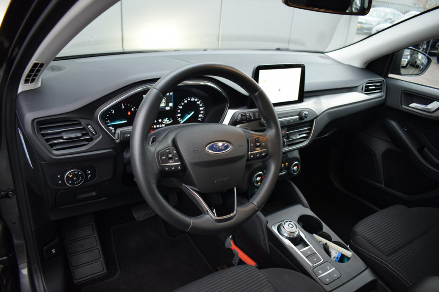Ford FOCUS Wagon Wagon 1.5 EcoBlue Titanium Business | Automaat | Trekhaak | Apple CarPlay | Climate