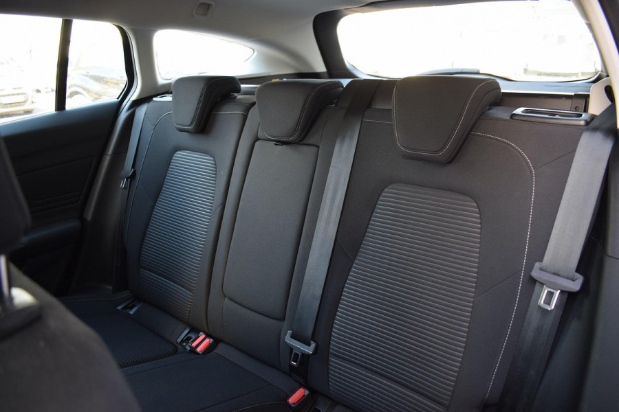 Ford FOCUS Wagon Wagon 1.5 EcoBlue Titanium Business | Automaat | Trekhaak | Apple CarPlay | Climate