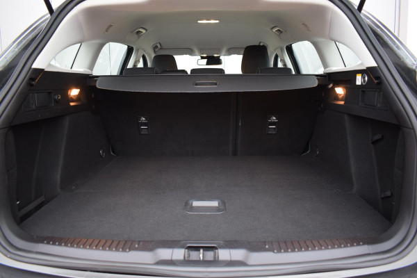 Ford FOCUS Wagon Wagon 1.5 EcoBlue Titanium Business | Automaat | Trekhaak | Apple CarPlay | Climate