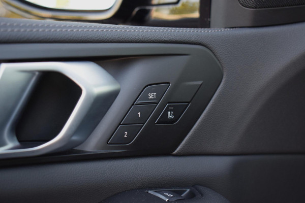 BMW X5 xDrive40i High Executive | M-Sport | Pano | HUD | Memory | Stuurverw.