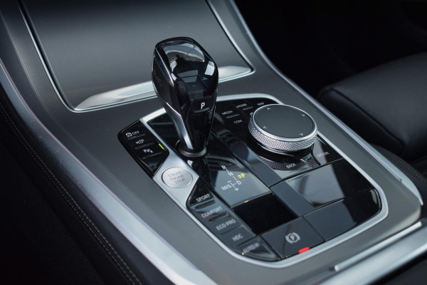 BMW X5 xDrive40i High Executive | M-Sport | Pano | HUD | Memory | Stuurverw.