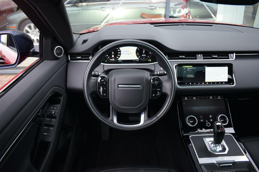 Land Rover Range Rover Evoque 2.0 P200 AWD R-Dynamic | Trekhaak | Pano | Meridian | Leer | Stuurverw.