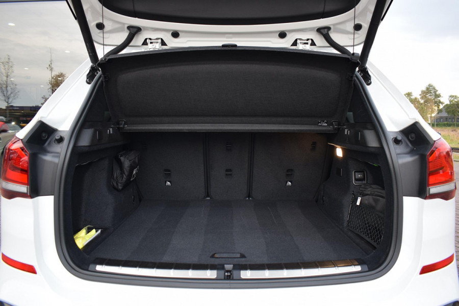 BMW X1 xDrive25e eDrive Edition | M-Sport | Trekhaak | Pano | Half Leer | Stoelverw.