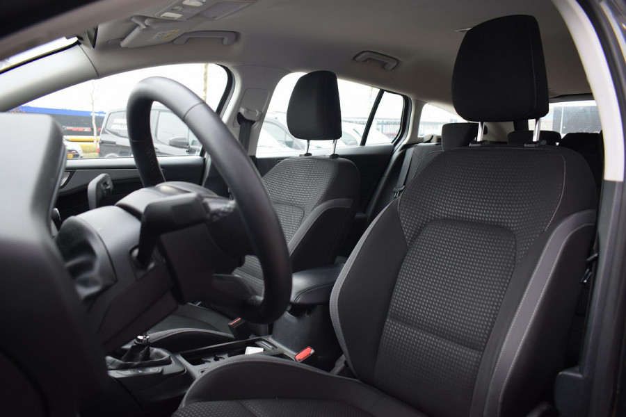 Ford FOCUS Wagon Wagon 1.0 EcoBoost Connected | Trekhaak | Apple CarPlay | Airco | Cruise