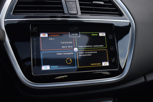 Suzuki S-Cross 1.4 Boosterjet AllGrip Style Smart Hybrid | 4X4 | Pano | Leer | Stoelverw. | Camera