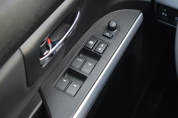 Suzuki S-Cross 1.4 Boosterjet AllGrip Style Smart Hybrid | 4X4 | Pano | Leer | Stoelverw. | Camera