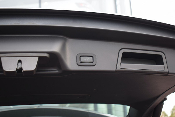 Land Rover Range Rover Evoque 2.0 P200 AWD R-Dynamic HSE | NAP | Meridian | Leer | Stuur- en Stoelverw.