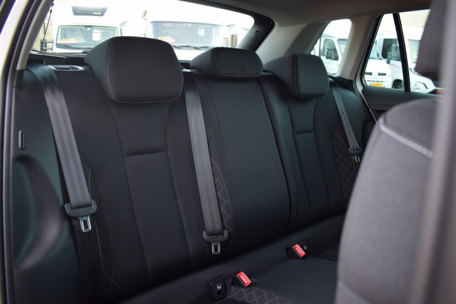 Škoda Kamiq 1.0 TSI Ambition | Automaat | Trekhaak | Apple CarPlay | Airco