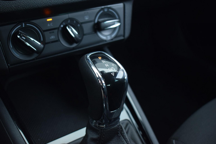 Škoda Kamiq 1.0 TSI Ambition | Automaat | Trekhaak | Apple CarPlay | Airco