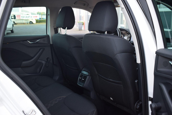 Škoda Kamiq 1.0 TSI Ambition | Automaat | Trekhaak | Apple CarPlay | Airco