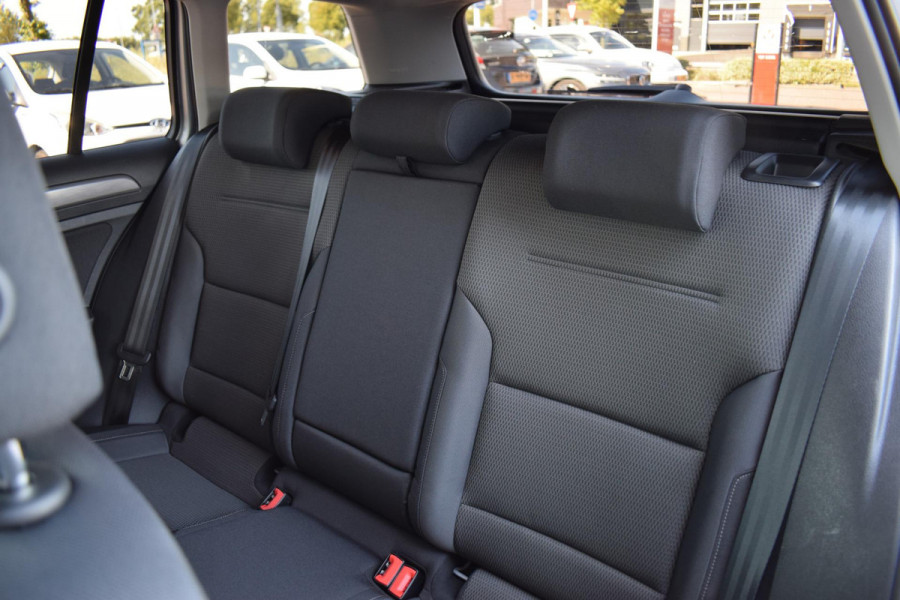 Volkswagen Golf Variant 1.6 TDI Comfortline Business | Apple CarPlay | Adaptive | Climate