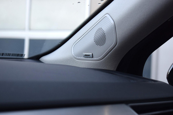 Renault Captur 1.6 E-Tech Plug-in Hybrid 160 Edition One | Trekhaak | Half Leer | Bose | 360 | Stuurverwarming